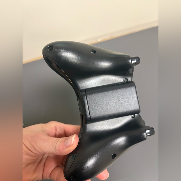 Gold Controller - Picture 3 of 5